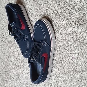 Nike Zoom Air Stefan Janoski SB Red and Blue